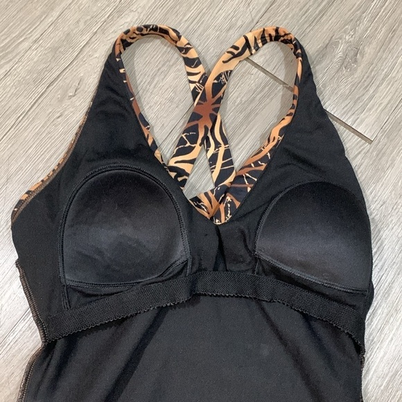 Speedo Tiger Print One-Piece Swimsuit size 6 - Picture 8 of 11